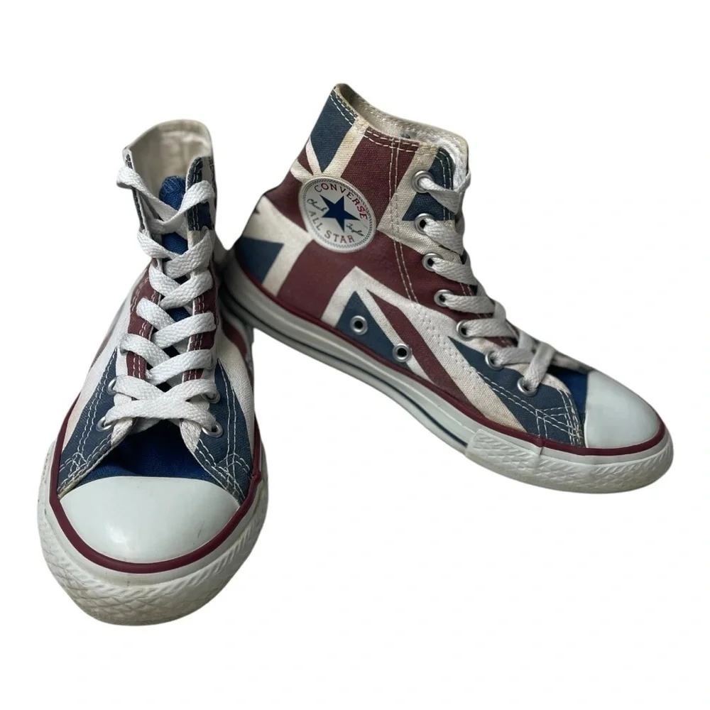 Converse Chuck Taylor’s Youth British Flag High Top Sneakers
